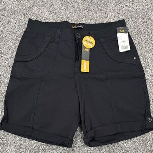 Lee Women’s Bermuda Roll Up Roll Down Shorts Size 10 Cotton/Spandex